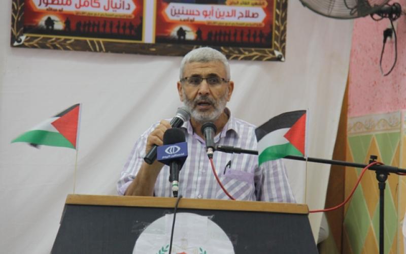 صور: مستشفى النجار برفح يكرم العاملين فيه