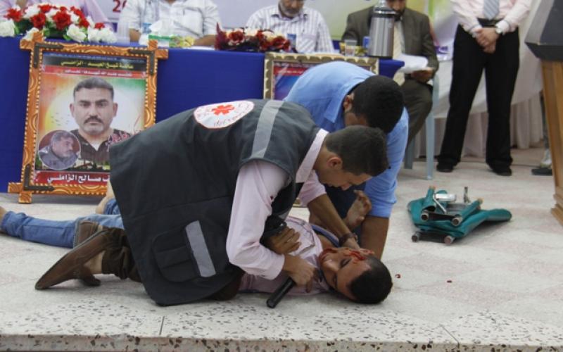 صور: مستشفى النجار برفح يكرم العاملين فيه