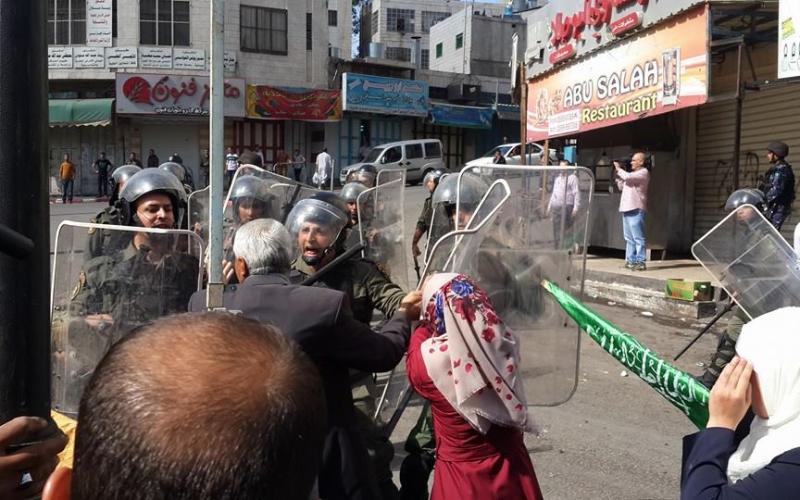 صور : أمن السلطة يقمع مسيرة في الخليل نصرة للأقصى