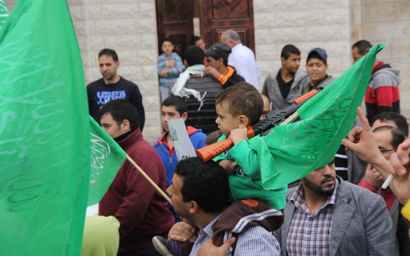 صور: مواجهات عقب مسيرة برام الله نصرةً للقدس