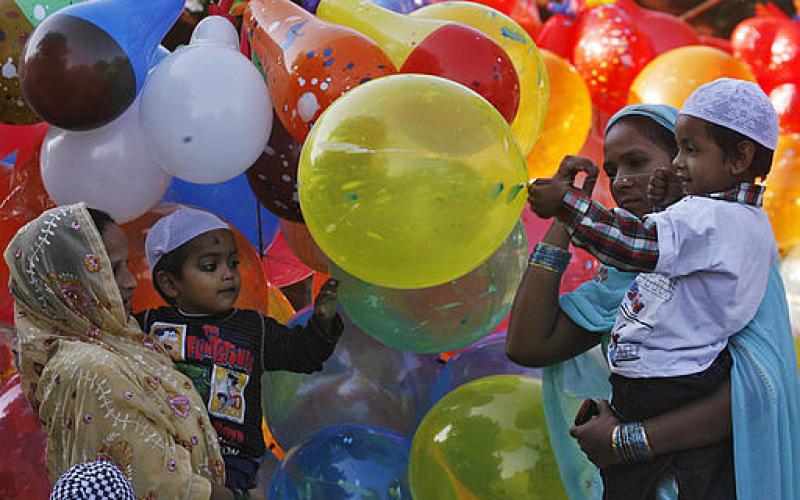 صور ..فرحة المسلمين في عيد الأضحى