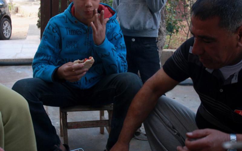"عرايس وشقف".. أكلة الفلسطيني في العيد (صور)