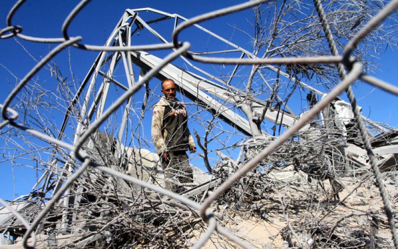 صور..آثار قصف صهيوني على خانيونس