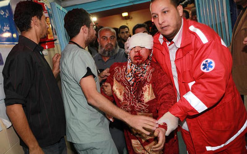 صور.. دمار هائل وإصابات بالقصف الإسرائيلي