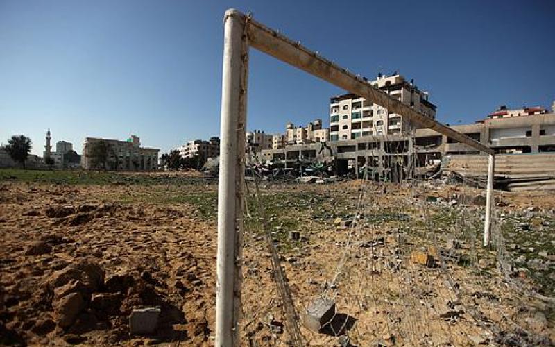 صور.. الطائرات تحول ملعب "فلسطين" لدمار