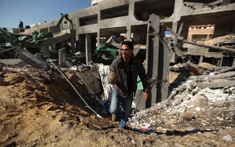 صور.. الطائرات تحول ملعب "فلسطين" لدمار