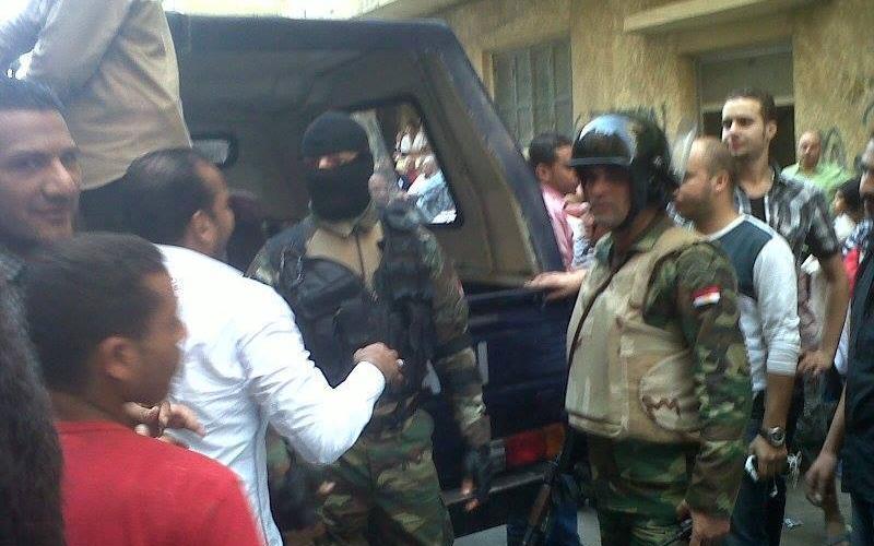 صور: حملة اعتقالات مصرية للنساء والأطفال