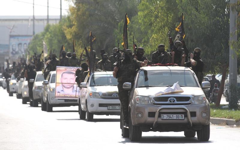 بالصور: السرايا تتوعد الاحتلال بمعركة أشباح