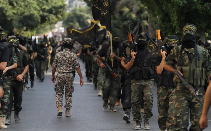 بالصور: السرايا تتوعد الاحتلال بمعركة أشباح