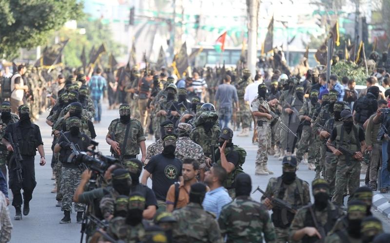 بالصور: السرايا تتوعد الاحتلال بمعركة أشباح