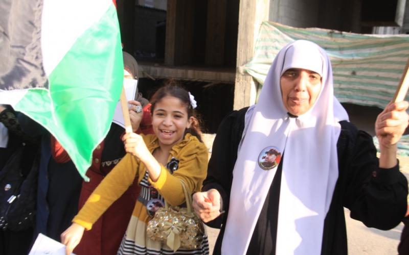 صور: الشعب يلتحم بمقاومته في مشهد تاريخي