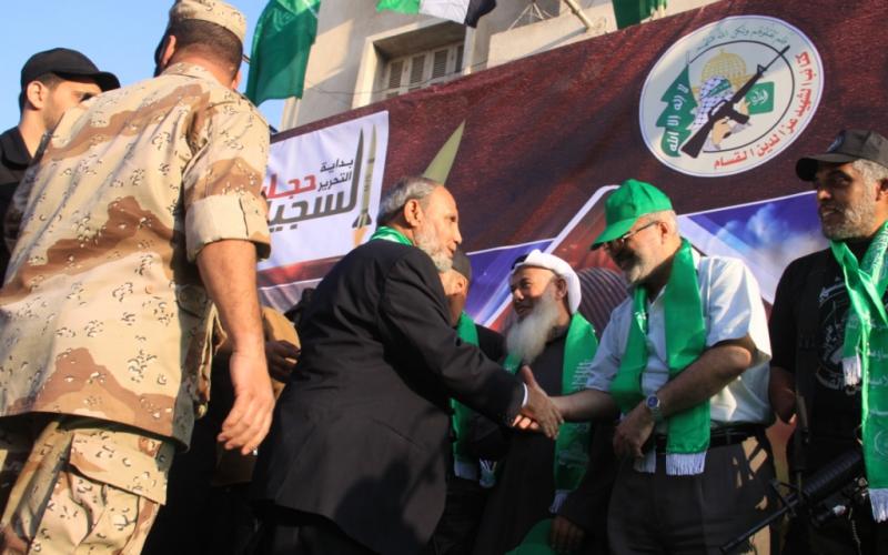 صور: الشعب يلتحم بمقاومته في مشهد تاريخي