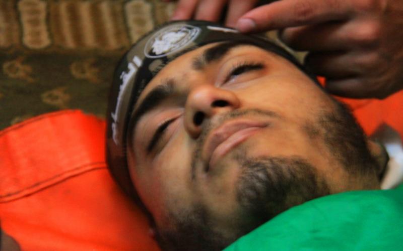 بالصور: تشييع جثمان القسامي "السيقلي"