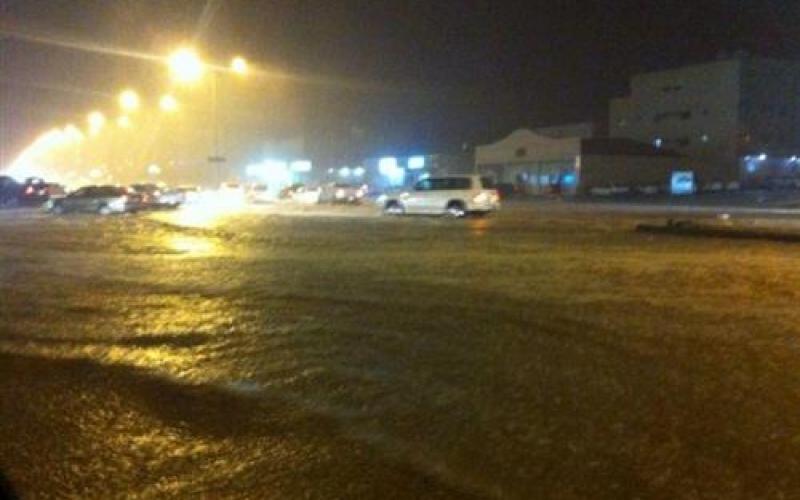 صور: السعودية تغرق بالأمطار