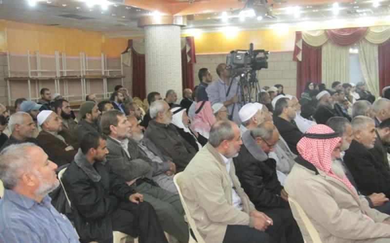 صور: حماس تكرم ذوي شهداء "السجيل"بجباليا‎