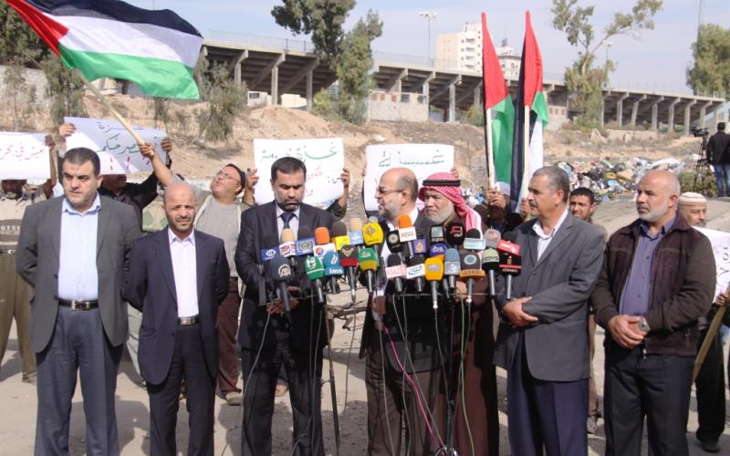 توقف سيارات نقل النفايات بغزة