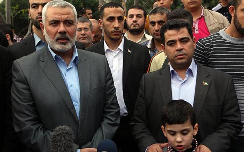 صور: هنية يودع حفيدته بعد صراع مع المرض