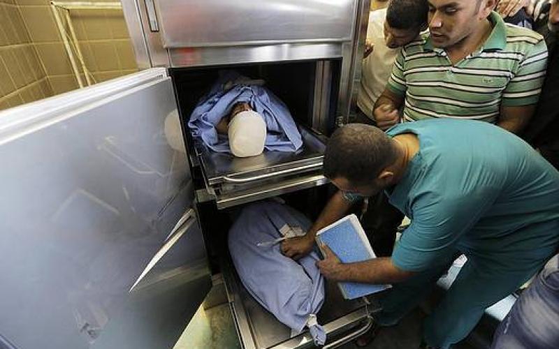 صور: جماهير غفيرة تشيع شهداء الخليل
