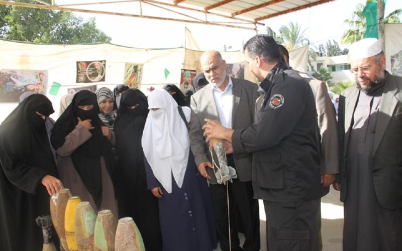 صور: احتفاء طالبات بذكرى السجيل بخانيونس