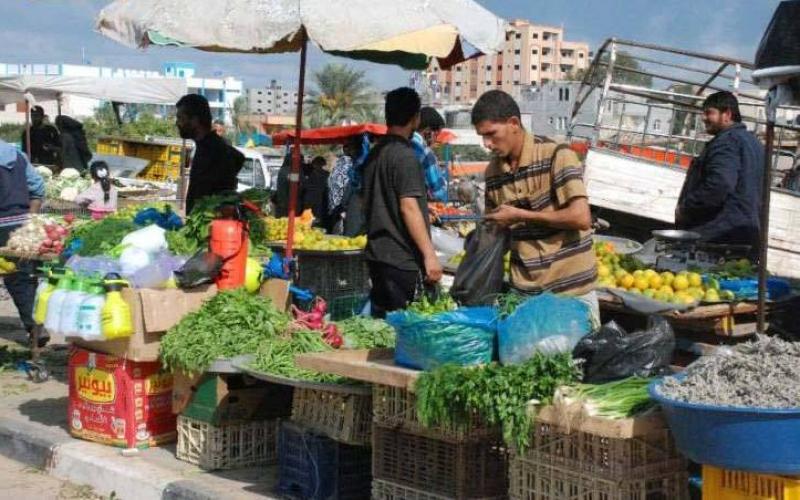 صور: سوق النصيرات الشعبي وسط القطاع