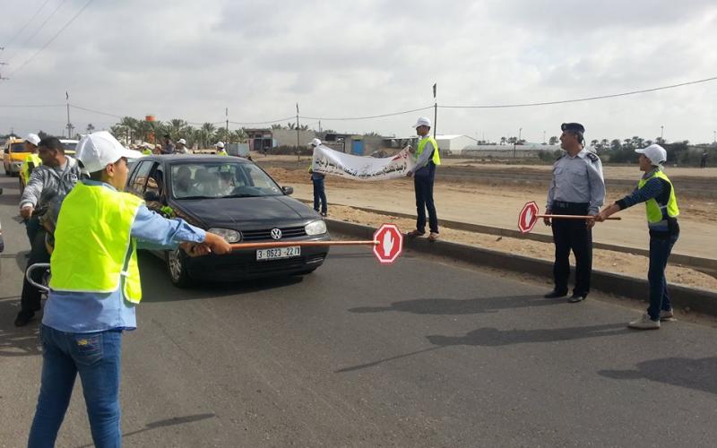 صور: حملة توعية مرورية لطلبة مدارس الوسطى