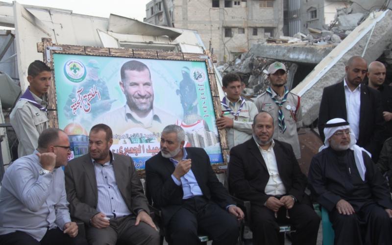 صور: هنية وقيادة "حماس" يزورون بيت الشهيد الجعبري