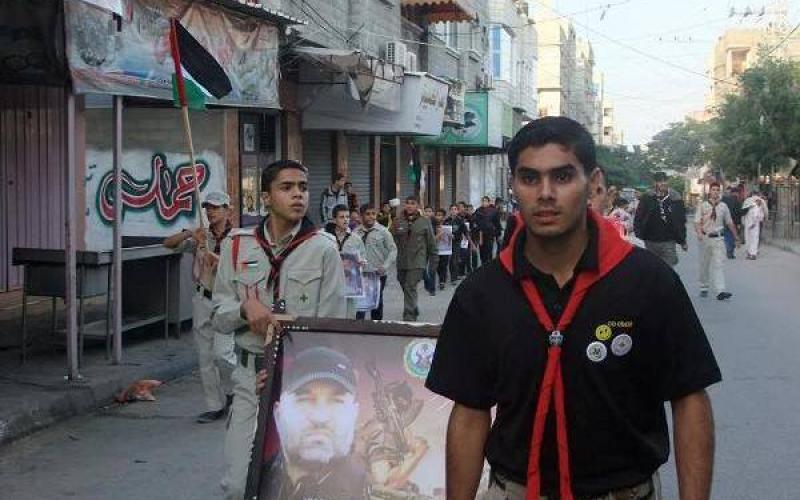 بالصور:مسير كشفي بذكرى "السجيل" بالوسطى