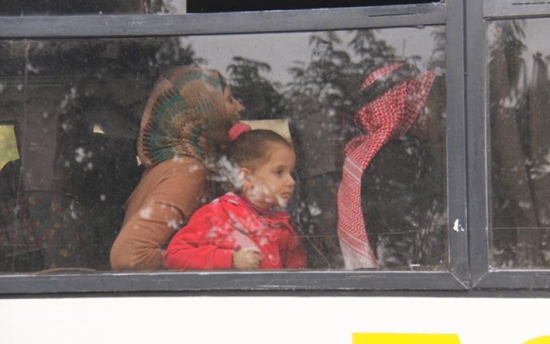 صور: وصول العالقين في مصر إلى غزة