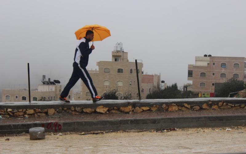 صور: أمطار الخير تهطل على الخليل