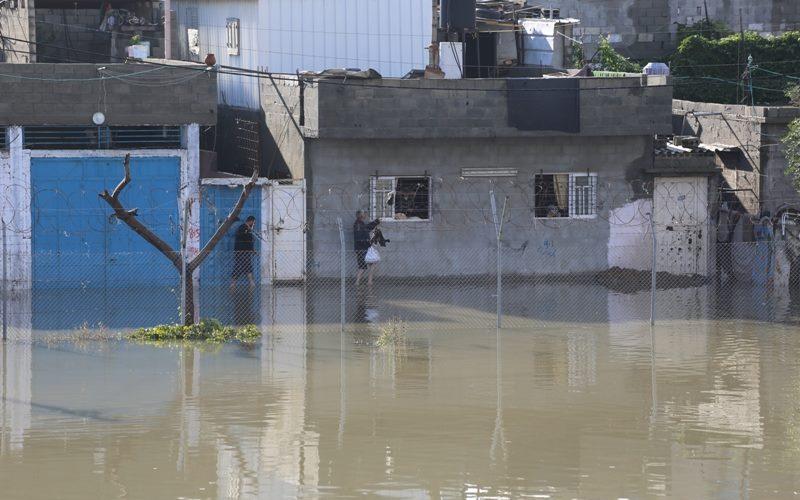 بالصور: "جورة الصفطاوي" حكاية الموت وسيول العذاب وآهات المشردين