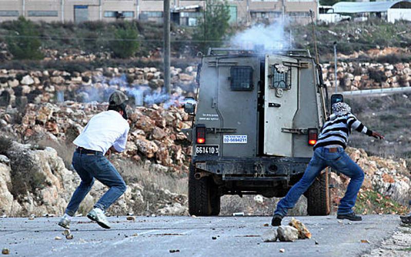 (قنبلة غاز) فرقت بين حياة التميمي وموته.. صور