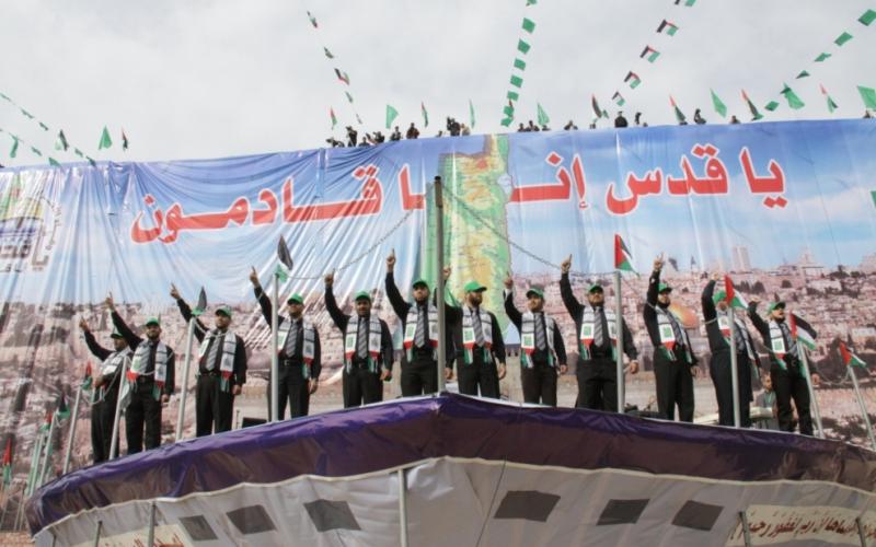 بالصور.. فرقة الوعد "تلهب" مهرجان حماس