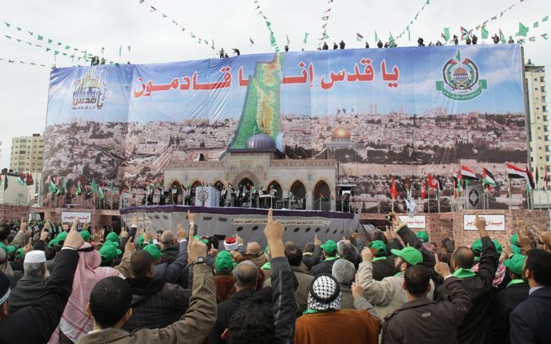 بالصور .. ما سر السبابة في مهرجان حماس ؟!