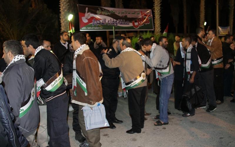 صور.. "القسام" يدخل الفرحة إلى كل بيت فلسطيني