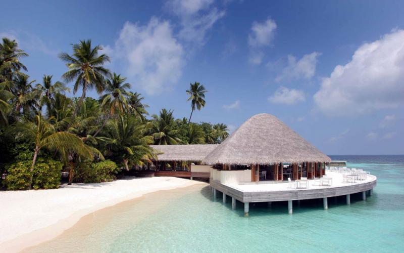 صور.. مجموعة جزر المالديف الساحرة