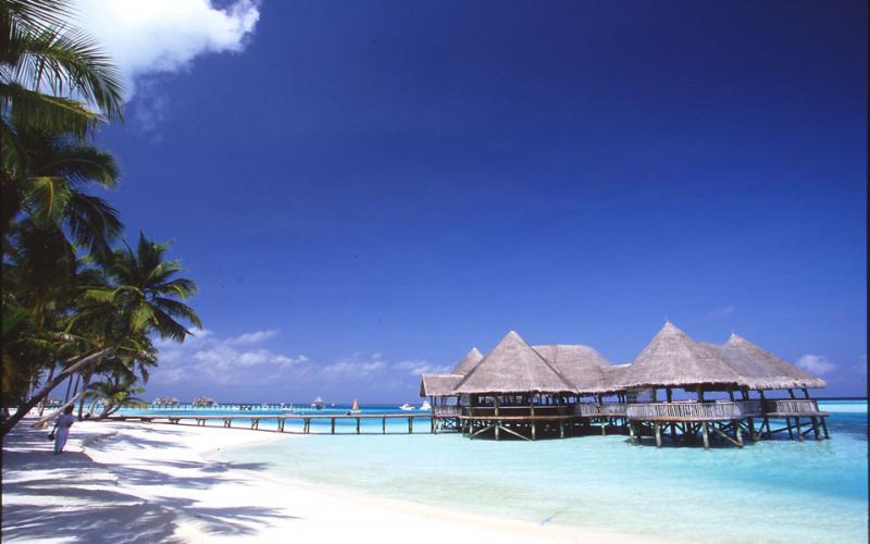 صور.. مجموعة جزر المالديف الساحرة