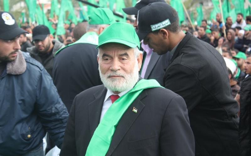 صور.. قيادة حماس تضيء مهرجان الإنطلاقة