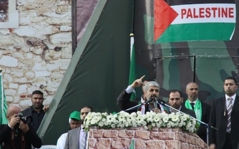 صور.. قيادة حماس تضيء مهرجان الإنطلاقة