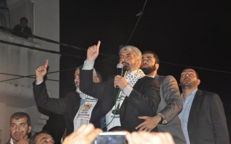 صور.. "مشعل" يزور عائلتي المبحوح والدحدوح