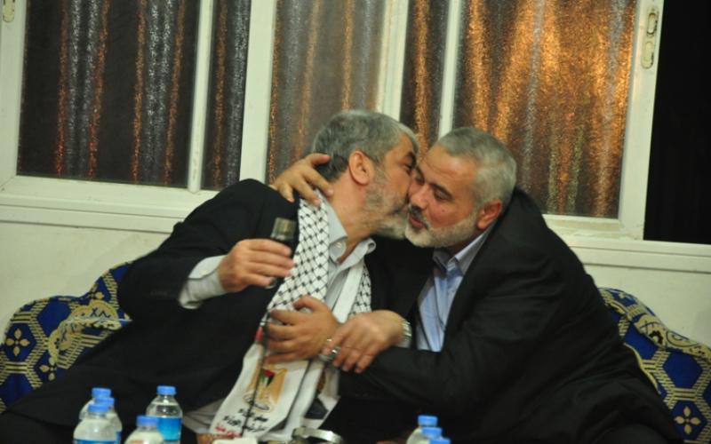 صور.. "مشعل" يزور عائلتي المبحوح والدحدوح