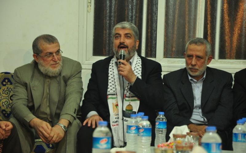 صور.. "مشعل" يزور عائلتي المبحوح والدحدوح