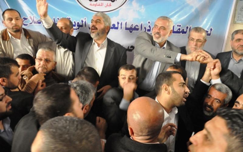 صور..زيارة مشعل لمنزل أبو عوض النيرب