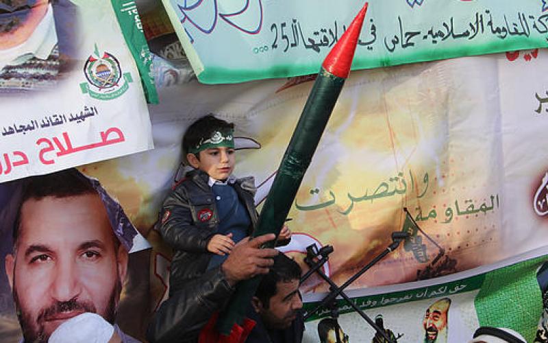بالصور.. نابلس خضراء بمهرجان انطلاقة حماس