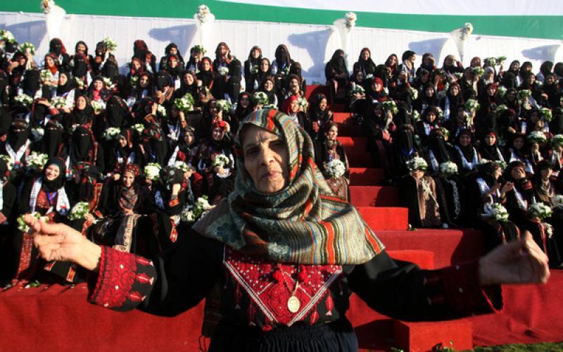 صور.. زفاف جماعي بمحافظة رفح جنوب القطاع