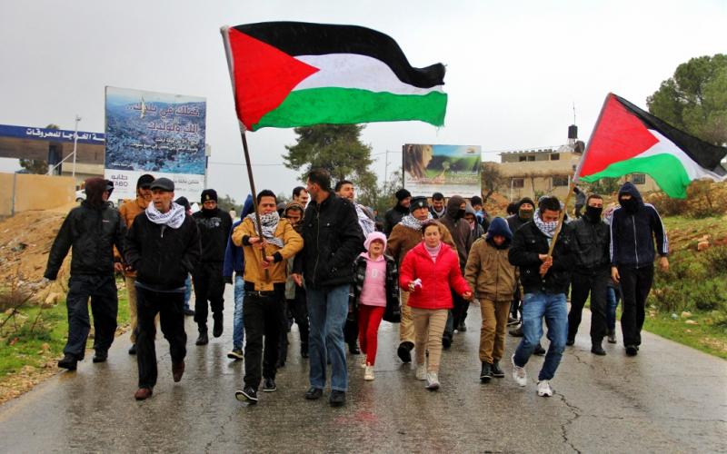 صور.. الاحتلال يقمع مسيرات الضفة