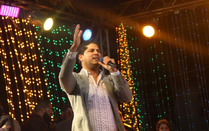 صور .. حفل طيور الجنة في إستاد خان يونس