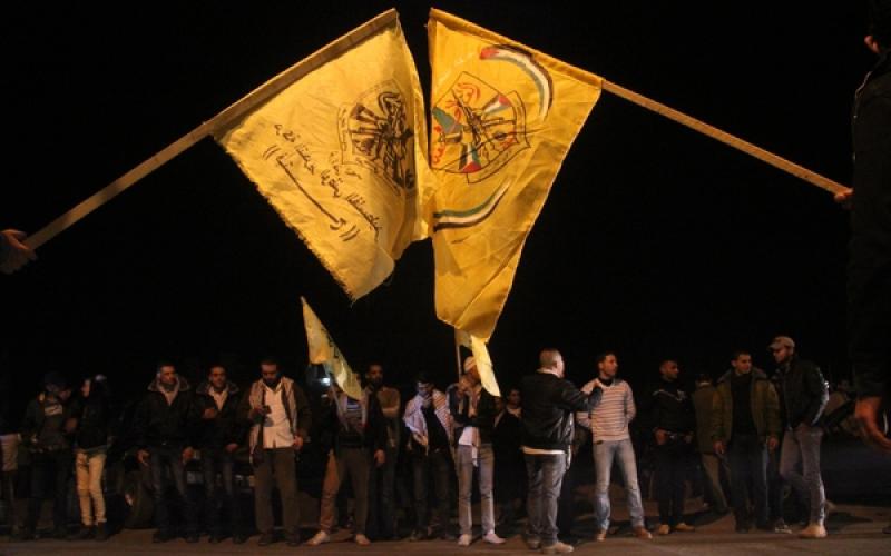 صور..الفتحاويون يطلقون العنان لاحتفالاتهم بغزة