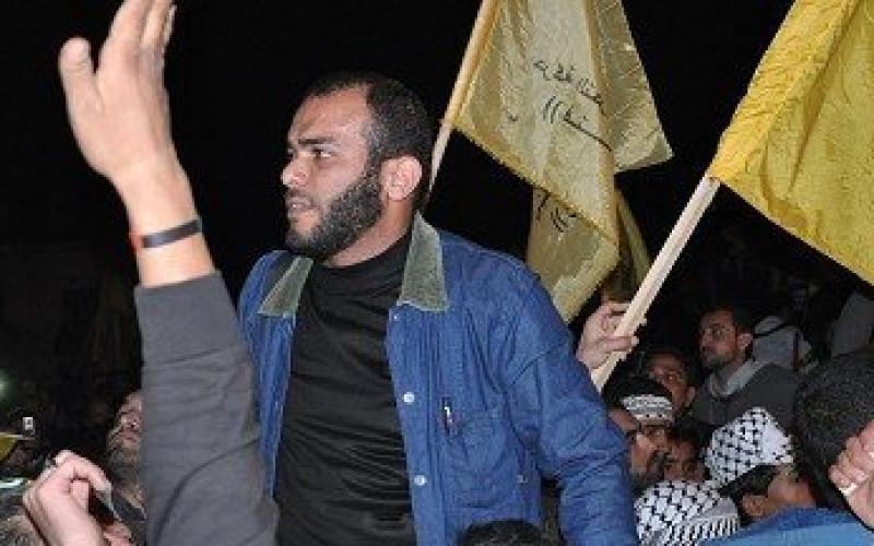 صور.. فتح تضيء شعلة انطلاقتها في غزة