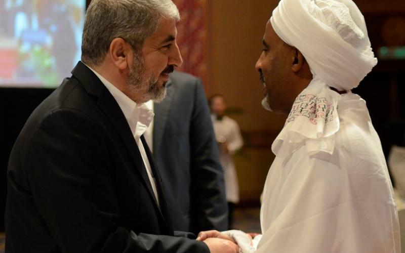 صور: مشعل وحمدان في زيارة لماليزيا
