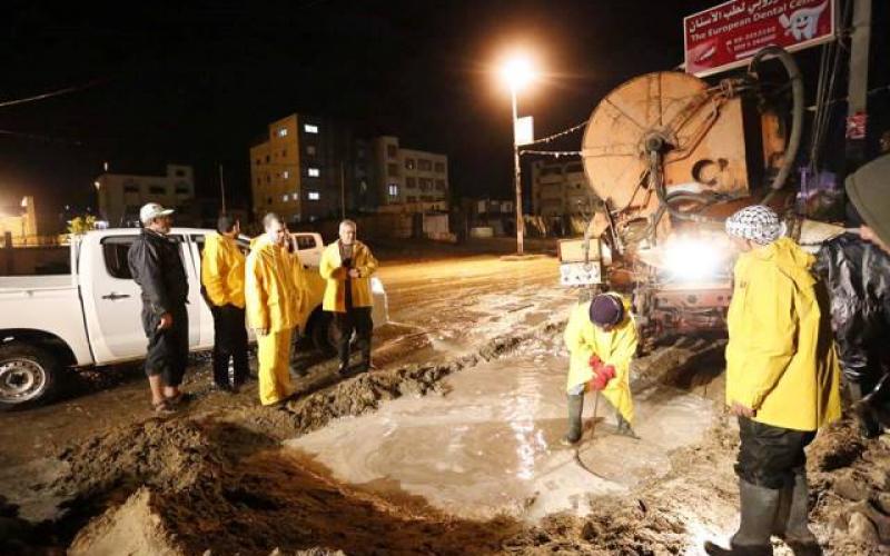 بالصور: مركز ايواء وغرف عمليات بخان يونس